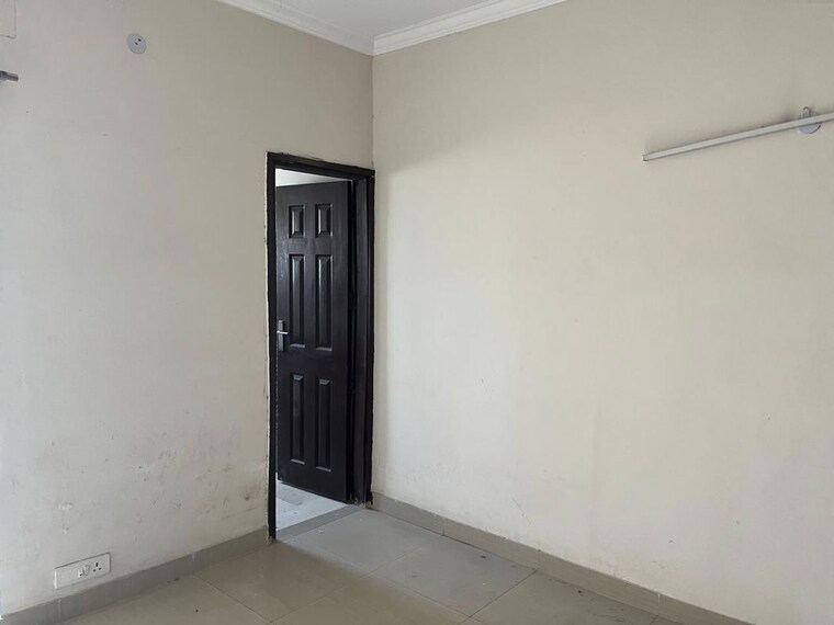 Room, paramount-floraville 3.5 Bedroom 1685 Sq.Ft. Apartment In Sector 137 Noida 10307230