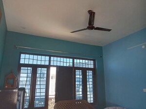 Room in 1 RK Builder Floor at Aman Vihar – for Rent