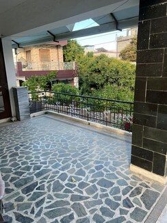2 BHK Builder Floor For Rent in Aman Vihar