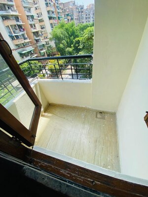Balcony in 3 BHK Apartment at Vidya Sagar Apartments, Sector 6 Dwarka – for Rent