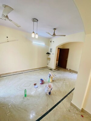 Bathroom in 3 BHK Apartment at Vidya Sagar Apartments, Sector 6 Dwarka – for Rent