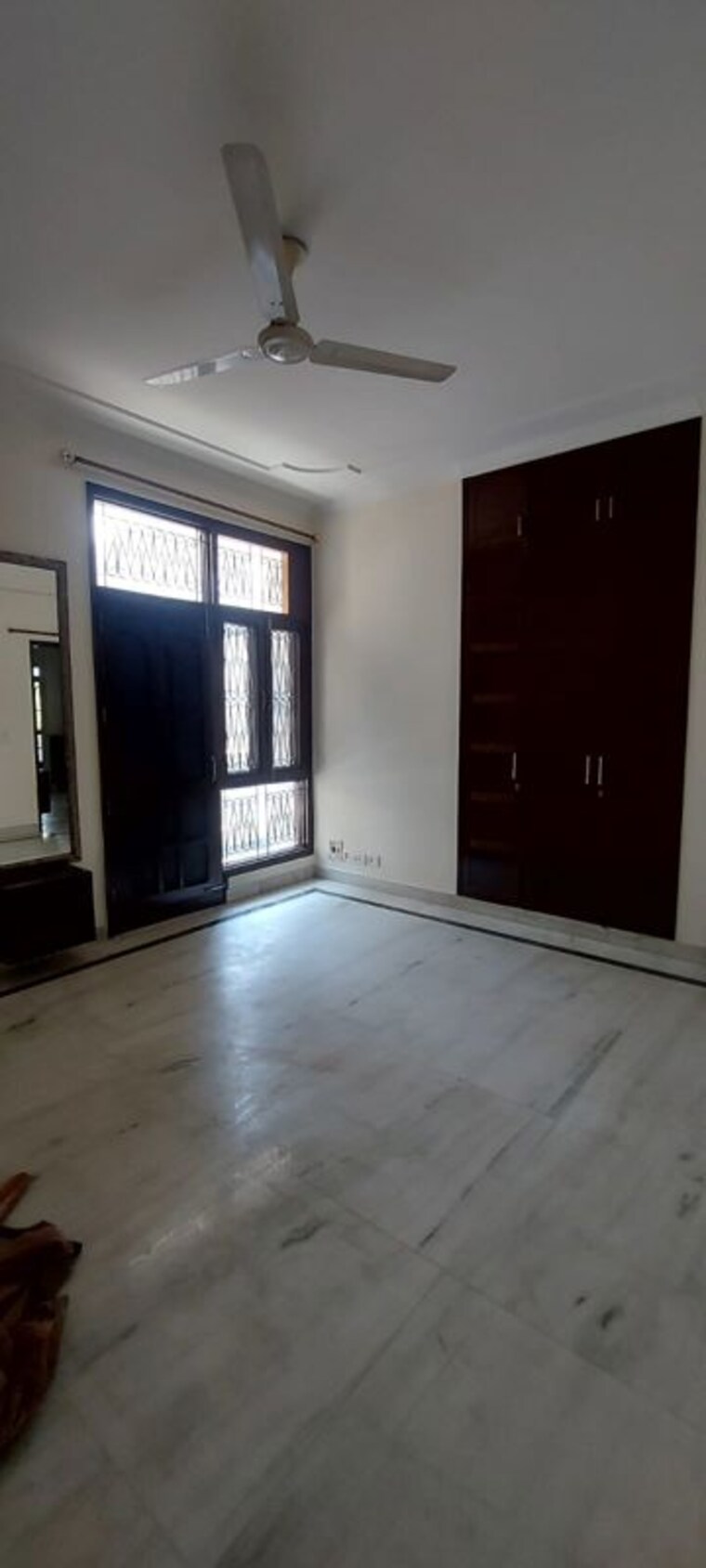 Room, sarvodaya enclave 3 Bedroom 200 Sq.Yd. Builder Floor In Sarvodaya Enclave Delhi 10307279