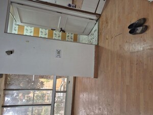 Kitchen in 1.5 BHK Apartment at Mayur Vihar – for Rent