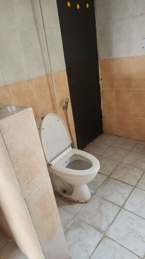 Bathroom in 2 BHK Apartment at Vastu Apartments, Sector 55 – for Rent