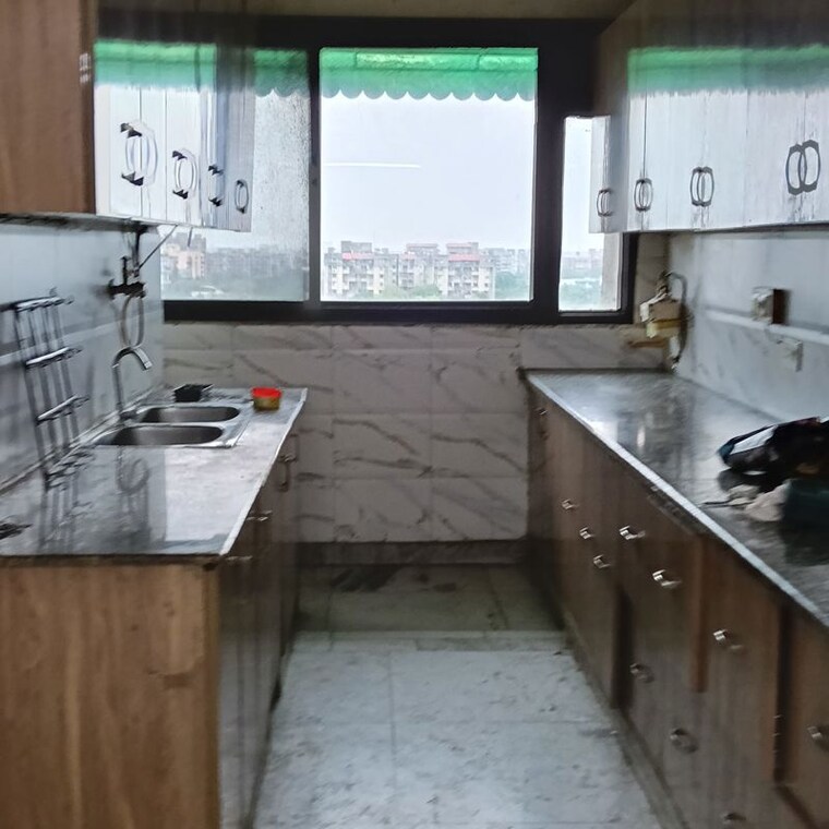 Kitchen, sector 23 dwarka 3 Bedroom 1500 Sq.Ft. Apartment In Sector 23 Dwarka Delhi 10307430