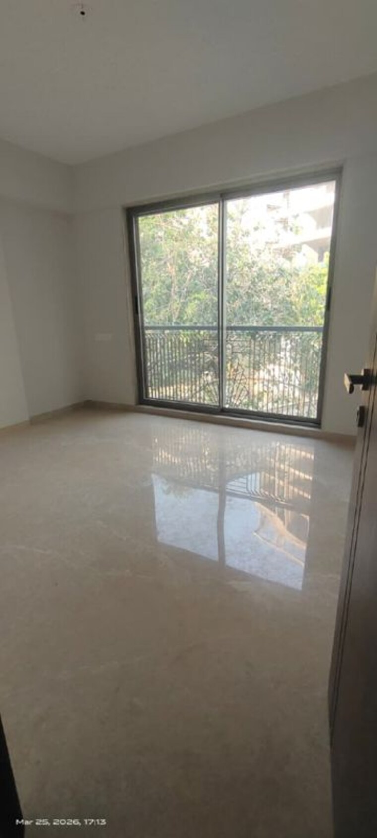 Room, khar west 2 Bedroom 700 Sq.Ft. Apartment In Khar West Mumbai 10307491