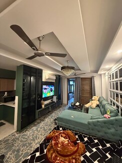 3 BHK Builder Floor For Rent in Saket