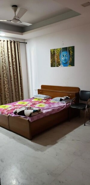 Bedroom in 2 BHK Apartment at Signature Global City 92, Sector 92 – for Rent