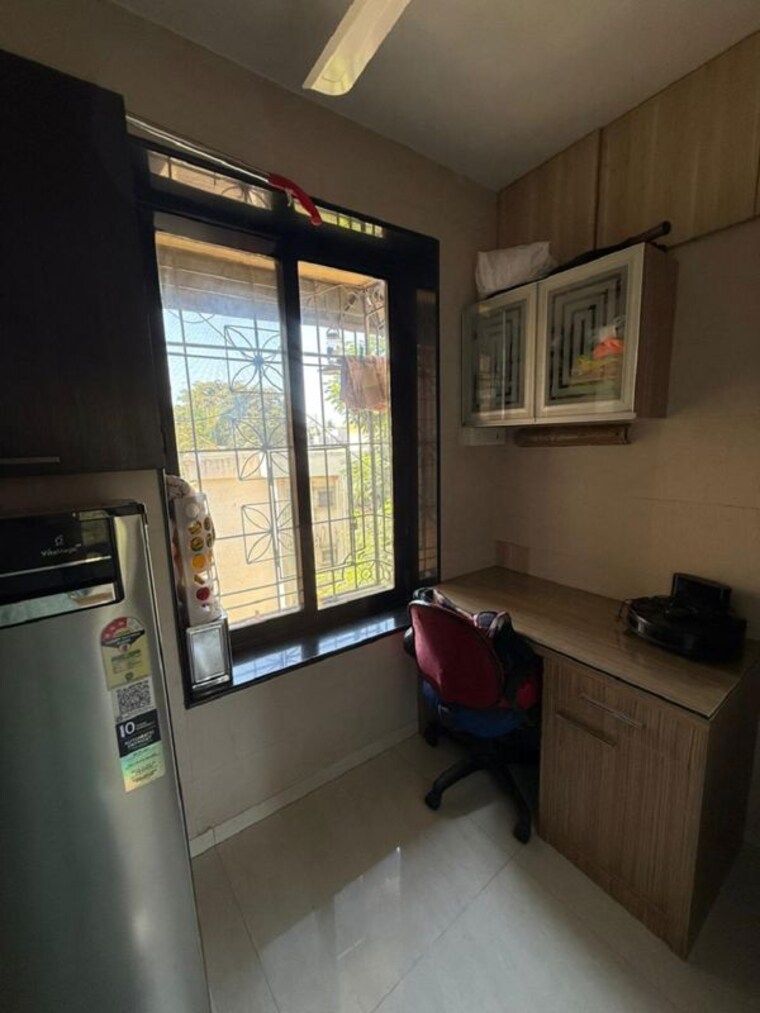 Kitchen, bandra west 3 Bedroom 1100 Sq.Ft. Apartment In Bandra West Mumbai 10307560