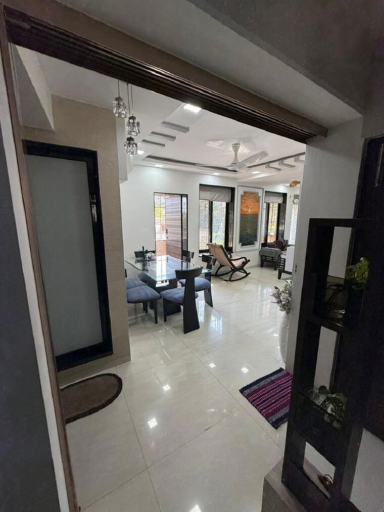 undefined, bandra west 3 Bedroom 1100 Sq.Ft. Apartment In Bandra West Mumbai 10307560