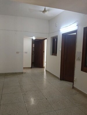 3 BHK Builder Floor For Rent in Naraina