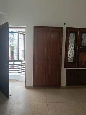 Room in 3 BHK Builder Floor at Naraina – for Rent