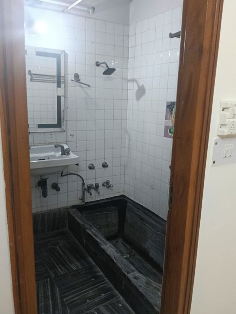 Kitchen, naraina 3 Bedroom 300 Sq.Ft. Builder Floor In Naraina Delhi 10307550