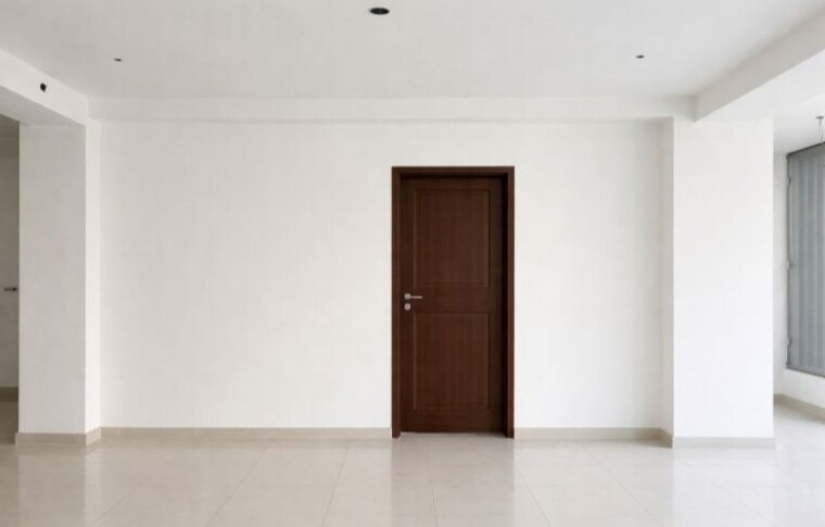 Room, tilak nagar Commercial Showroom 1900 Sq.Ft. In Tilak Nagar Delhi 10307258