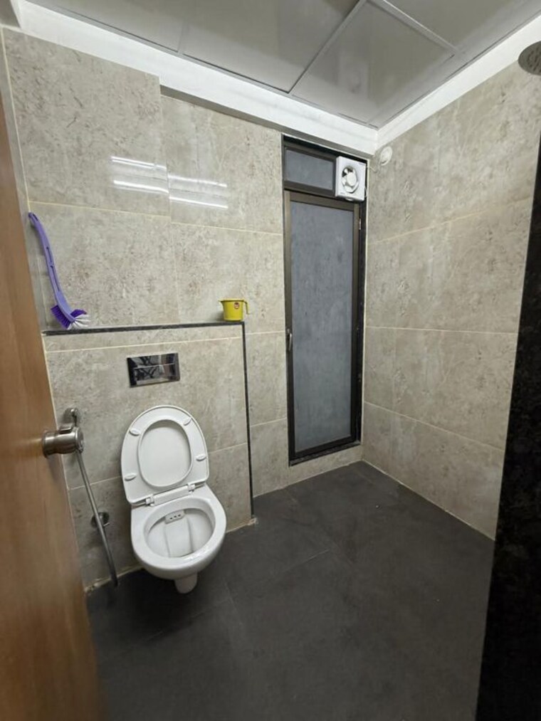 Attached Bathroom, kohinoor-sapphire-3 2.5 Bedroom 893 Sq.Ft. Apartment In Tathawade Pune 10307708