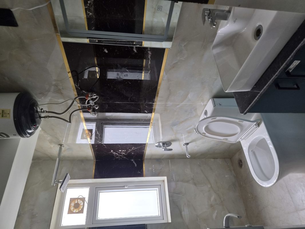 1 RkApartment For Rent in Emaar Emerald Floors