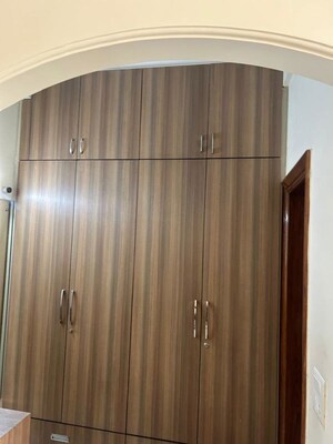 Furnished Amenities in 3 BHK Builder Floor at Sector 45 – for Rent