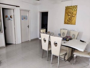 Team Area in 3 BHK Apartment at BPTP Amstoria, Sector 102 – for Rent