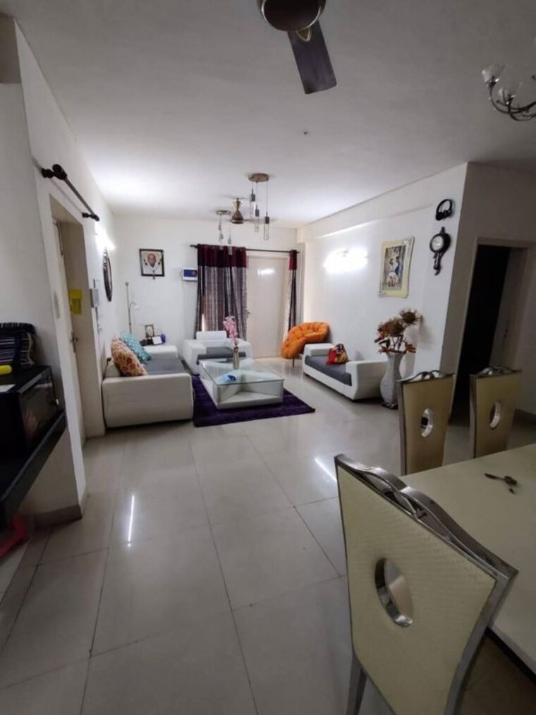 Team Area, bptp-amstoria 3 Bedroom 2700 Sq.Ft. Apartment In Sector 102 Gurgaon 10307734