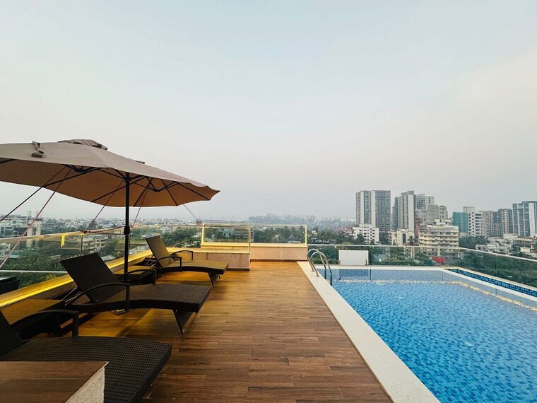 Swimming Pool, khar west 3 Bedroom 1100 Sq.Ft. Apartment In Khar West Mumbai 10307733