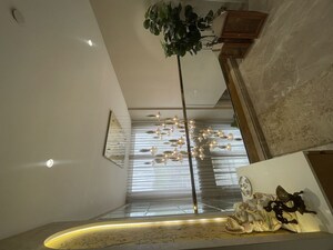 Room in 3.5 BHK Apartment at BPTP The Deck, Sector 82 – for Sale