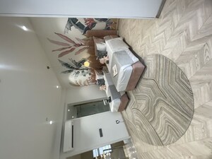 Room in 3.5 BHK Apartment at BPTP The Deck, Sector 82 – for Sale