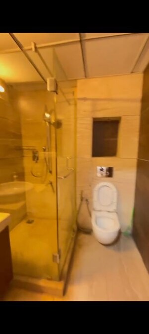 Bathroom in 3.5 BHK Apartment at Cunningham Road – for Rent