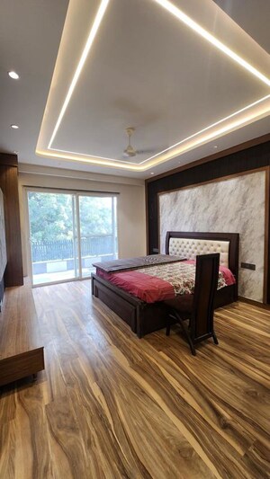Bedroom in 3 BHK Builder Floor at Smart World Orchard, Sector 61 – for Rent