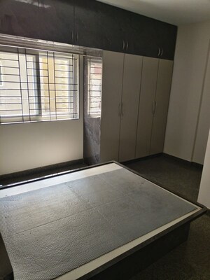 Room in 1 BHK Builder Floor at Domlur – for Rent