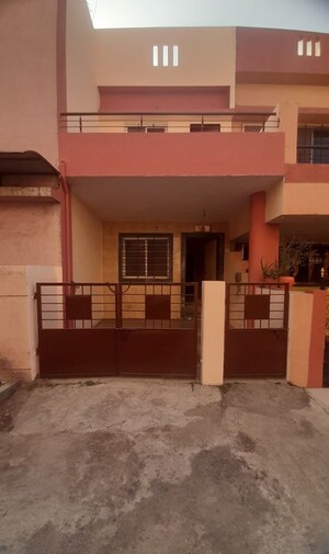 2 BHK Villa For Sale in Kamatwade