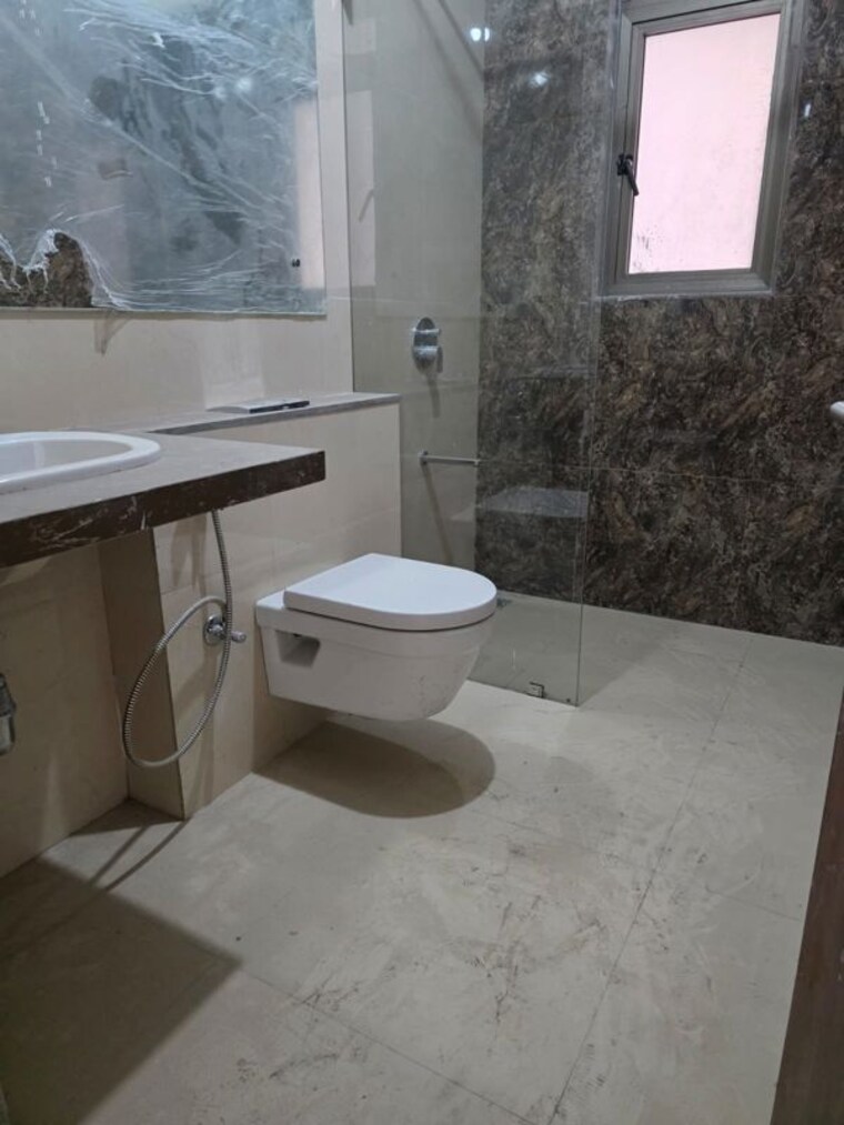 Bathroom, t-bhimjyani-neelkanth-woods 3 Bedroom 1200 Sq.Ft. Apartment In Manpada Thane 10308331