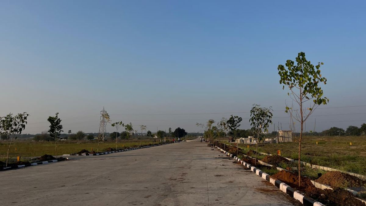 Plot For Sale in Neel Gardens