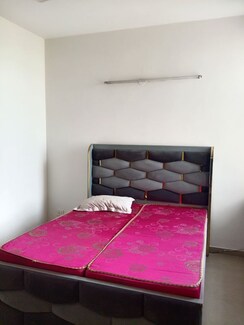 3 BHK Apartment For Rent in Mahagun Mywoods
