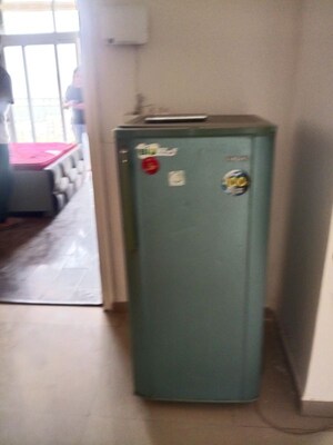 Furnished Amenities in 3 BHK Apartment at Mahagun Mywoods, Sector 16c Greater Noida – for Rent