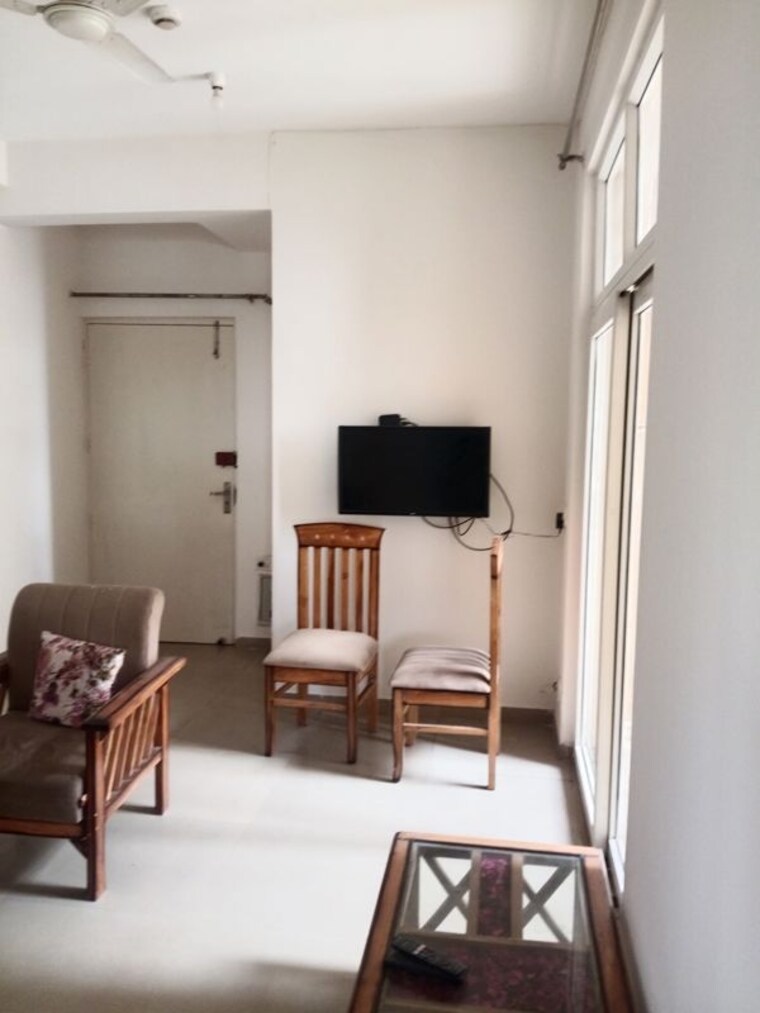 Living Room, mahagun-mywoods 3 Bedroom 1235 Sq.Ft. Apartment In Sector 16c Greater Noida Greater Noida 10308068