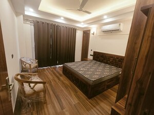 Bedroom in 3 BHK Builder Floor at South City 1 – for Rent
