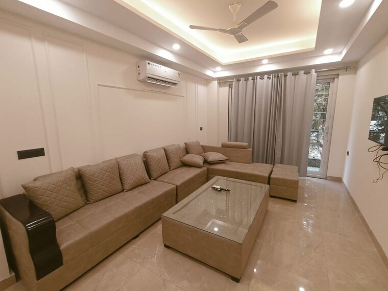 Living Room, south city 1 3 Bedroom 3000 Sq.Ft. Builder Floor In South City 1 Gurgaon 10308330