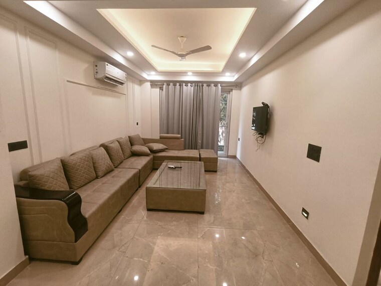 Living Room, south city 1 3 Bedroom 3000 Sq.Ft. Builder Floor In South City 1 Gurgaon 10308330