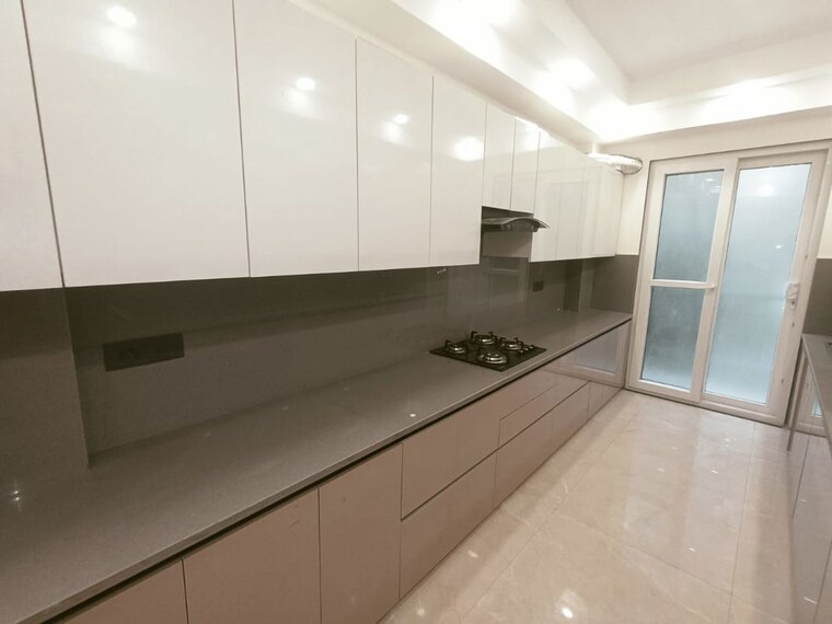 Kitchen, south city 1 3 Bedroom 3000 Sq.Ft. Builder Floor In South City 1 Gurgaon 10308330