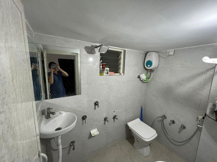 Bathroom, bodakdev 2 Bedroom 1300 Sq.Ft. Apartment In Bodakdev Ahmedabad 10308322