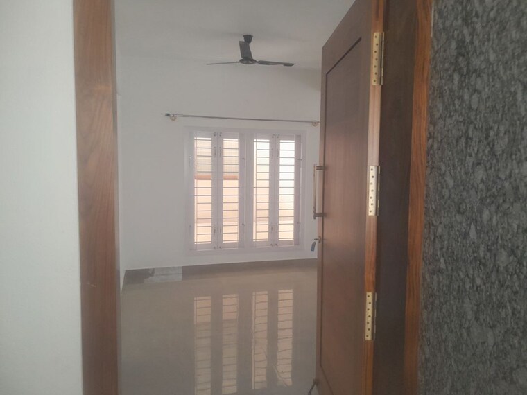 Room, nri layout 2 Bedroom 1200 Sq.Ft. Builder Floor In Nri Layout Bangalore 10308450