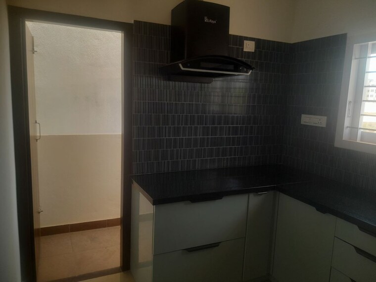 Bathroom, nri layout 2 Bedroom 1200 Sq.Ft. Builder Floor In Nri Layout Bangalore 10308450