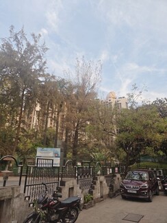 1.5 BHK Apartment For Rent in Lokhandwala Vinay Tower