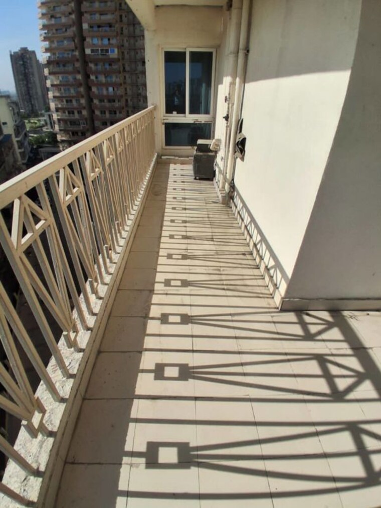 Balcony, gaur-city-7th-avenue 2 Bedroom 1075 Sq.Ft. Apartment In Sector 4 Greater Noida Greater Noida 10308351