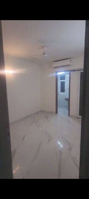 Room in 3.5 BHK Apartment at M3M Soulitude, Sector 89 – for Rent