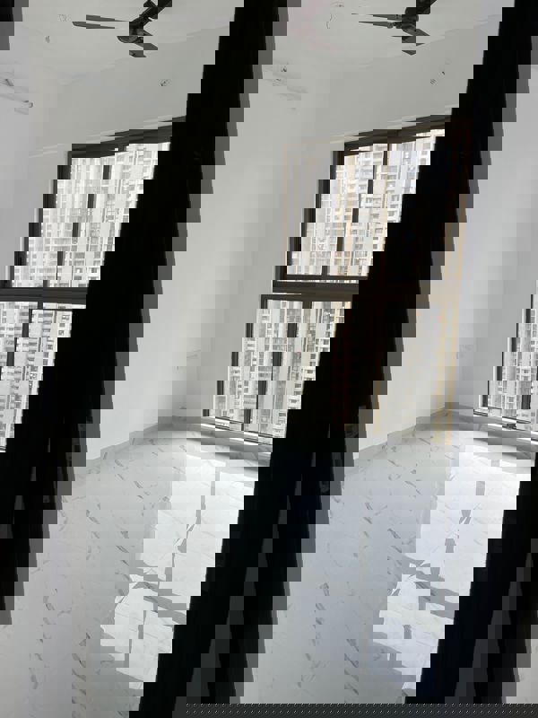 2 BHK 595 Sq.Ft. Apartment in Raymond Ten X Habitat