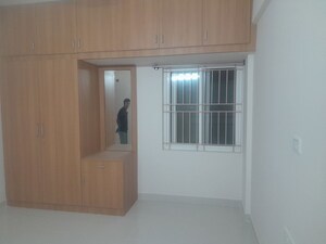 Room in 2 BHK Builder Floor at Nri Layout – for Rent