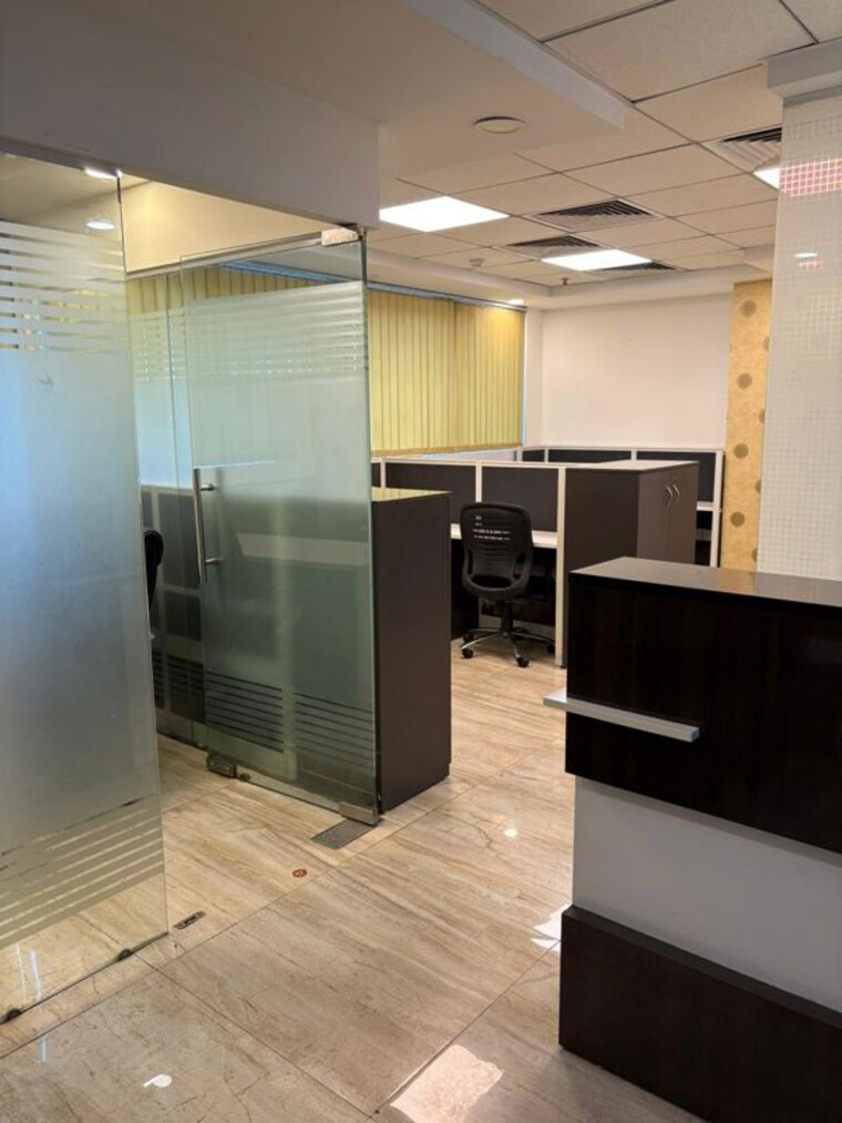 Team Area, grandslam-ithum Commercial Office Space 740 Sq.Ft. In Sector 62 Noida 10308718