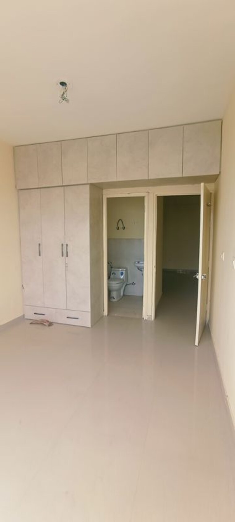 Room, pyramid-midtown 2 Bedroom 800 Sq.Ft. Apartment In Sector 59 Gurgaon 10308421