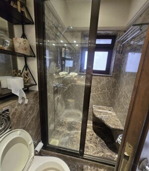 Staircase in 4 BHK Apartment at Tata Petit Towers, Peddar Road – for Rent